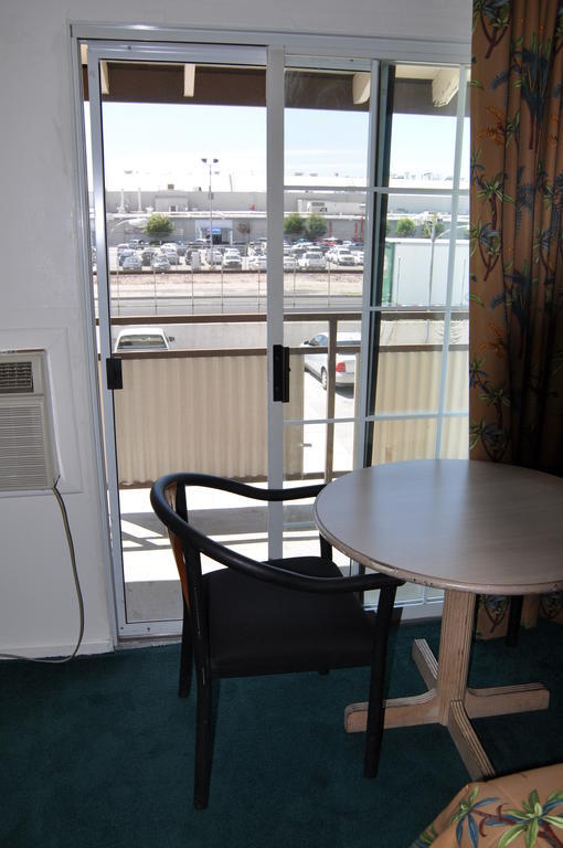 Lax Suites Ел Сегундо Стая снимка